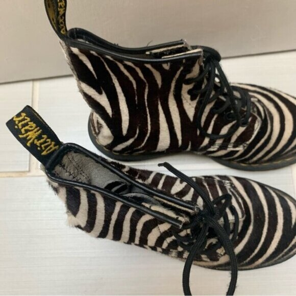 Dr. Martens Zebra Print Pony Hair Leather Boots #3 Rare 6 - Picture 5 of 11